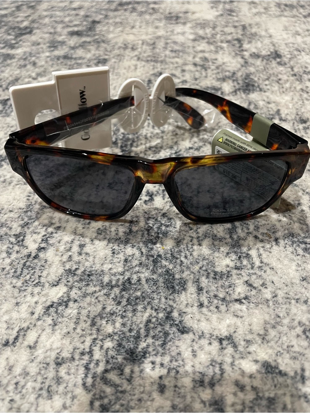 Goodfellow tort sunglasses - Picture 3 of 3